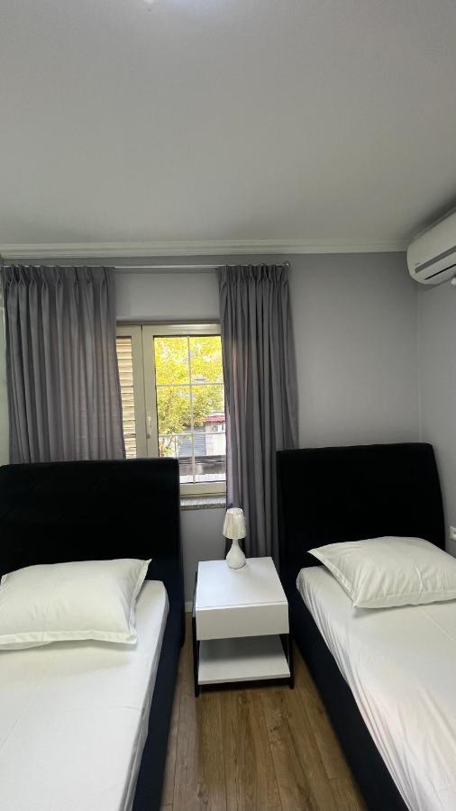 Vila 90 Boutique Hotel Тирана Екстер'єр фото
